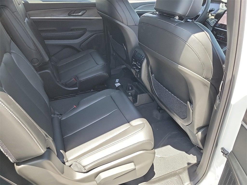 new 2025 Jeep Grand Cherokee L car, priced at $45,601