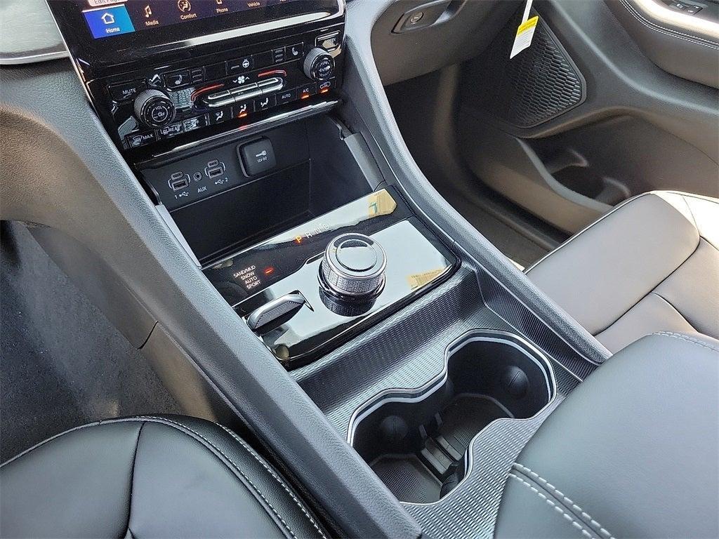 new 2025 Jeep Grand Cherokee L car, priced at $45,601