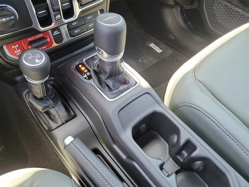 new 2025 Jeep Gladiator car, priced at $58,638