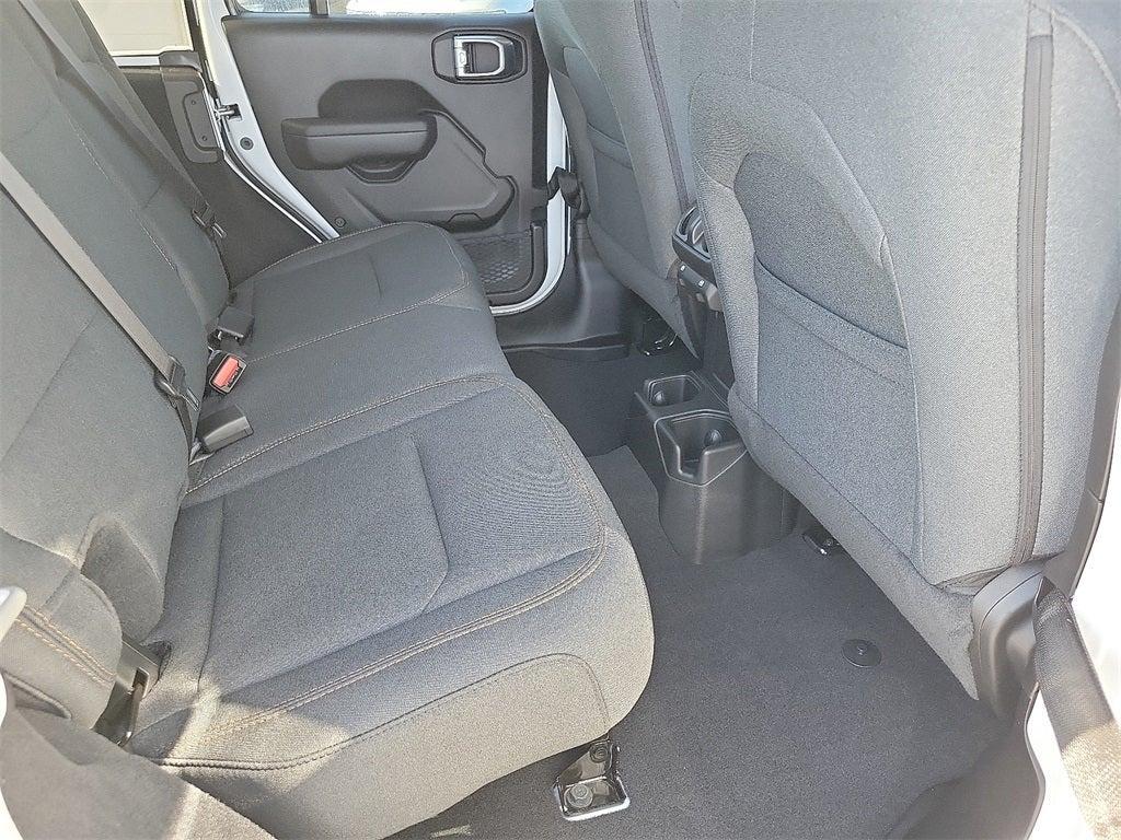 new 2025 Jeep Wrangler car, priced at $48,061