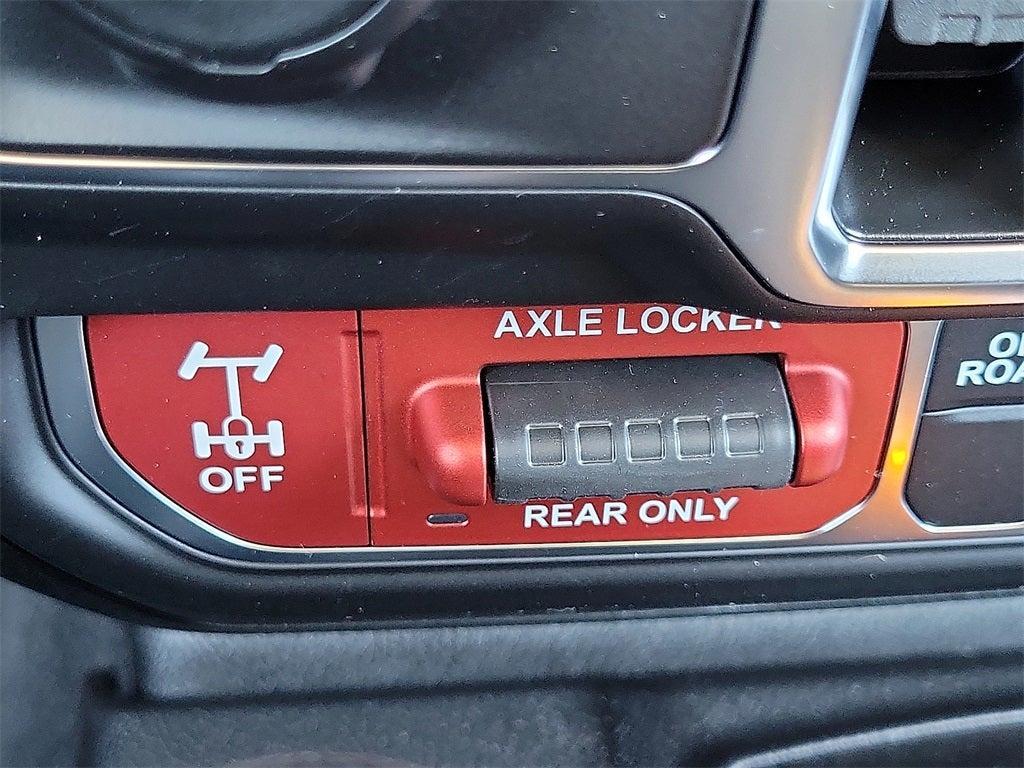 new 2025 Jeep Wrangler car, priced at $48,061