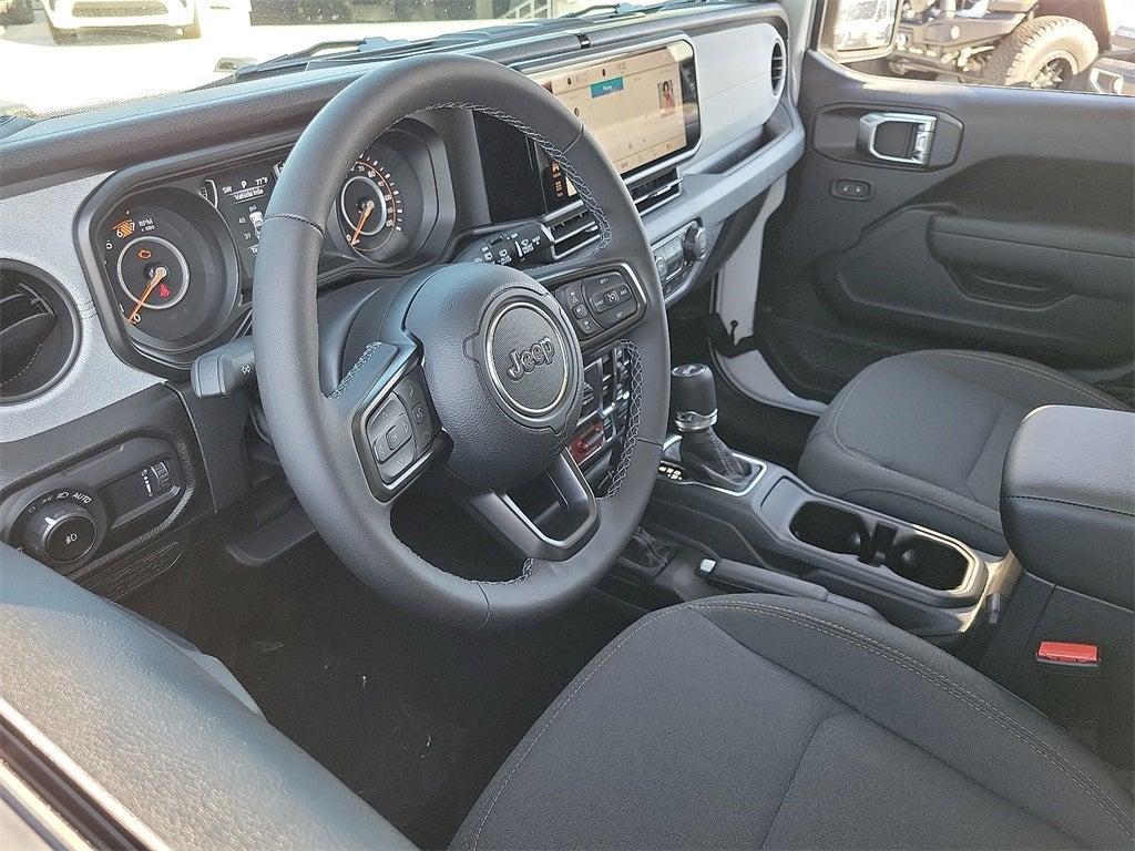 new 2025 Jeep Wrangler car, priced at $48,061