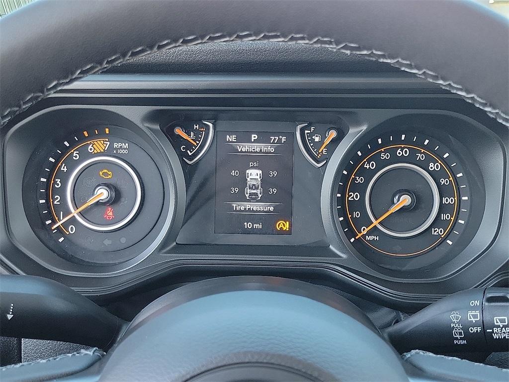new 2025 Jeep Wrangler car, priced at $49,561