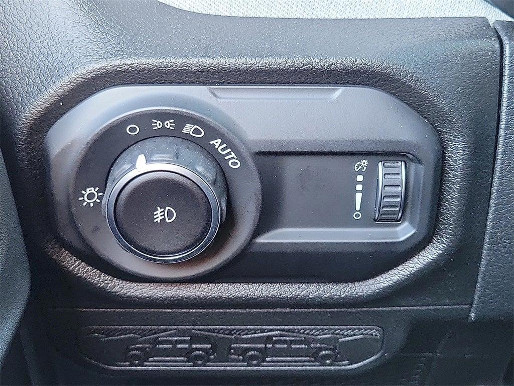 new 2025 Jeep Wrangler car, priced at $48,061