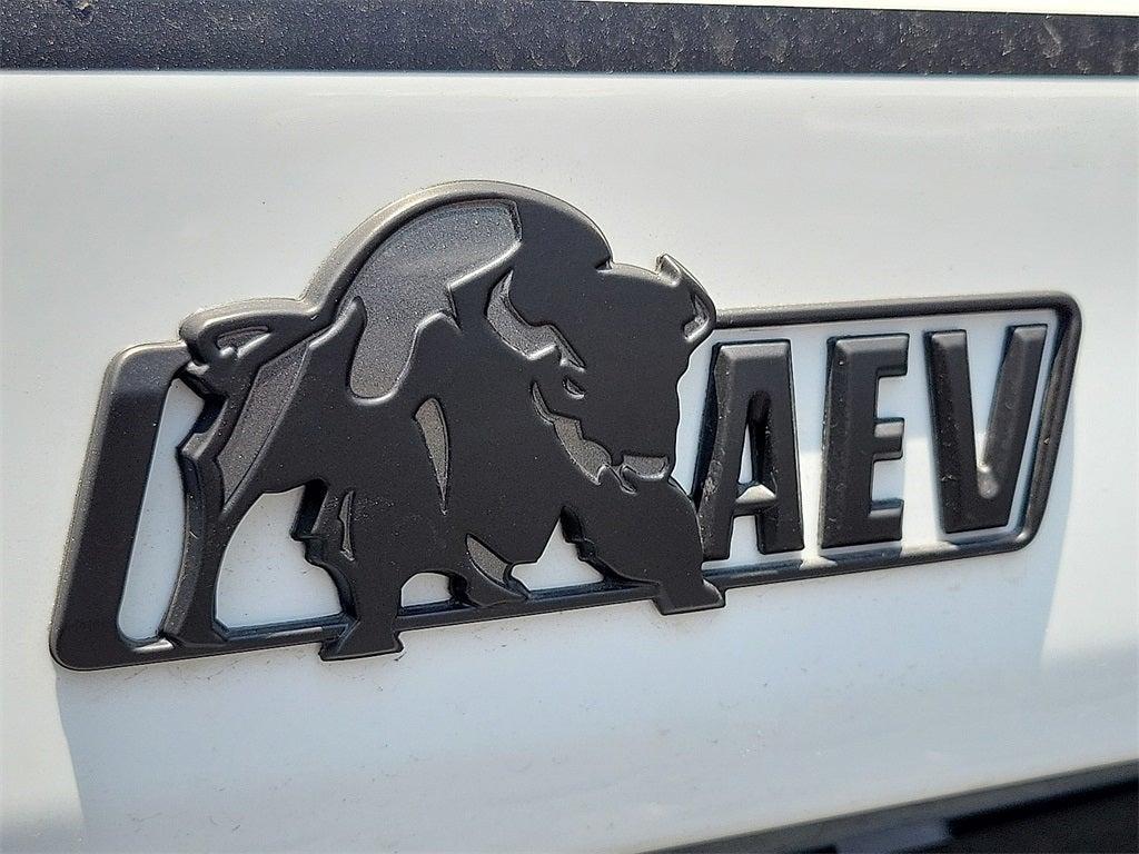 new 2025 Jeep Gladiator car, priced at $54,721