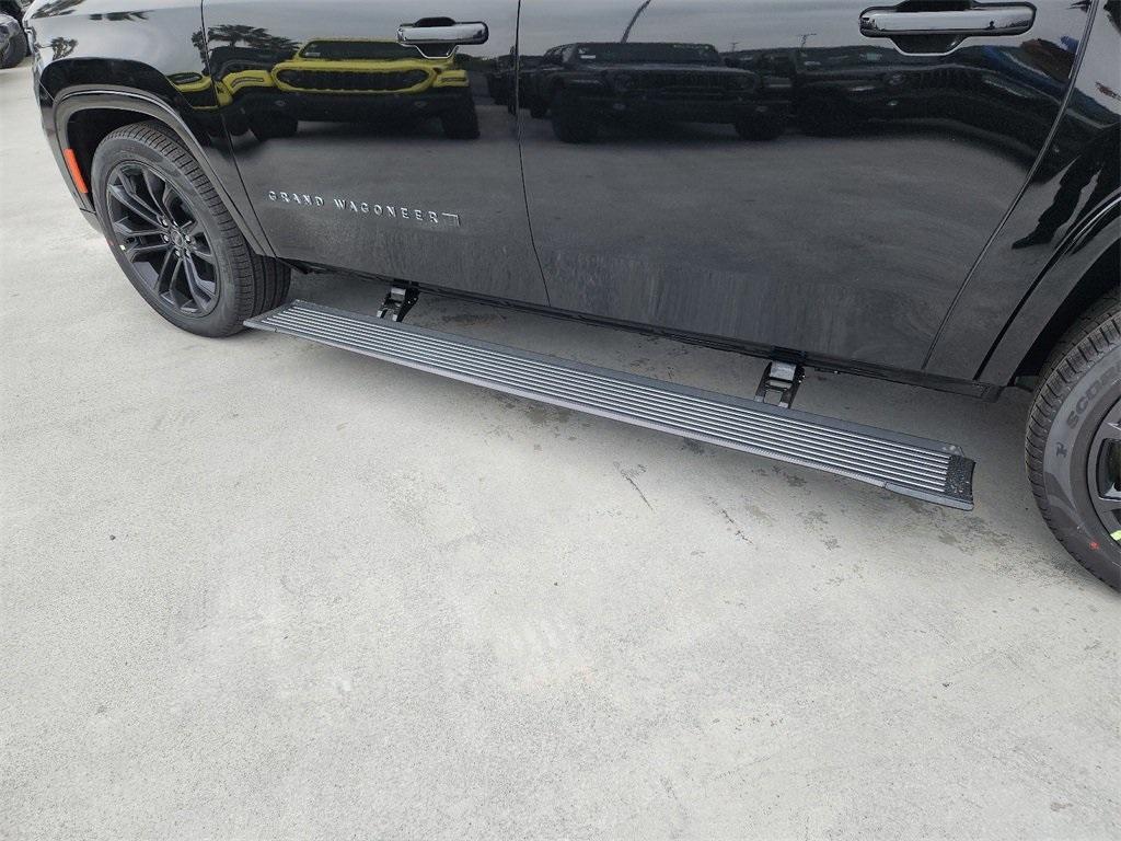 new 2024 Jeep Grand Wagoneer L car, priced at $95,380