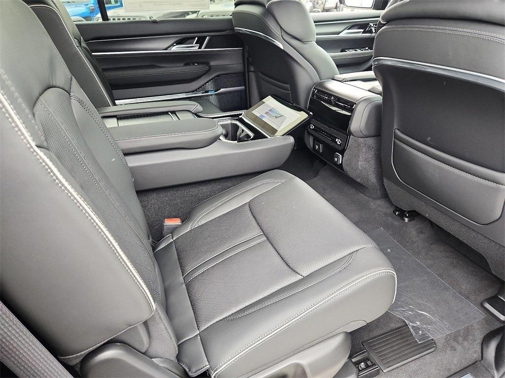 new 2024 Jeep Grand Wagoneer L car, priced at $95,380