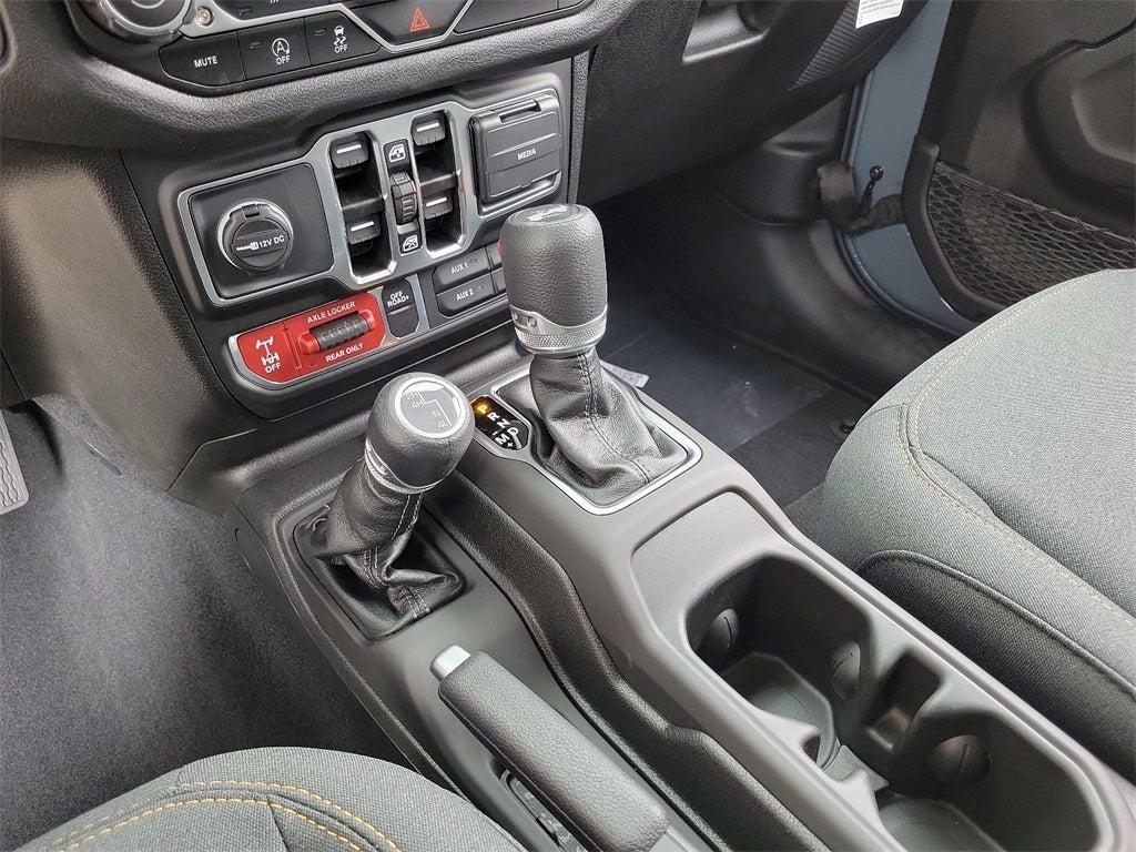 new 2025 Jeep Wrangler car, priced at $51,761