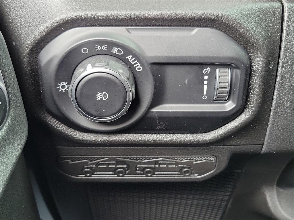 new 2025 Jeep Wrangler car, priced at $57,475