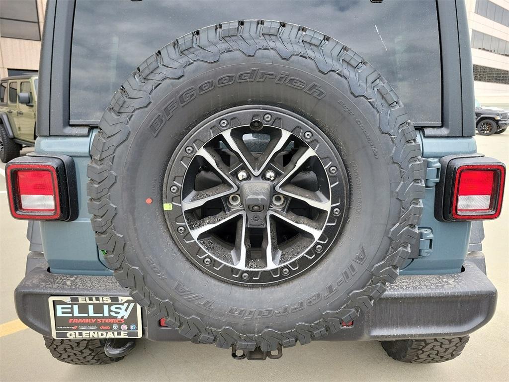 new 2025 Jeep Wrangler car, priced at $57,475