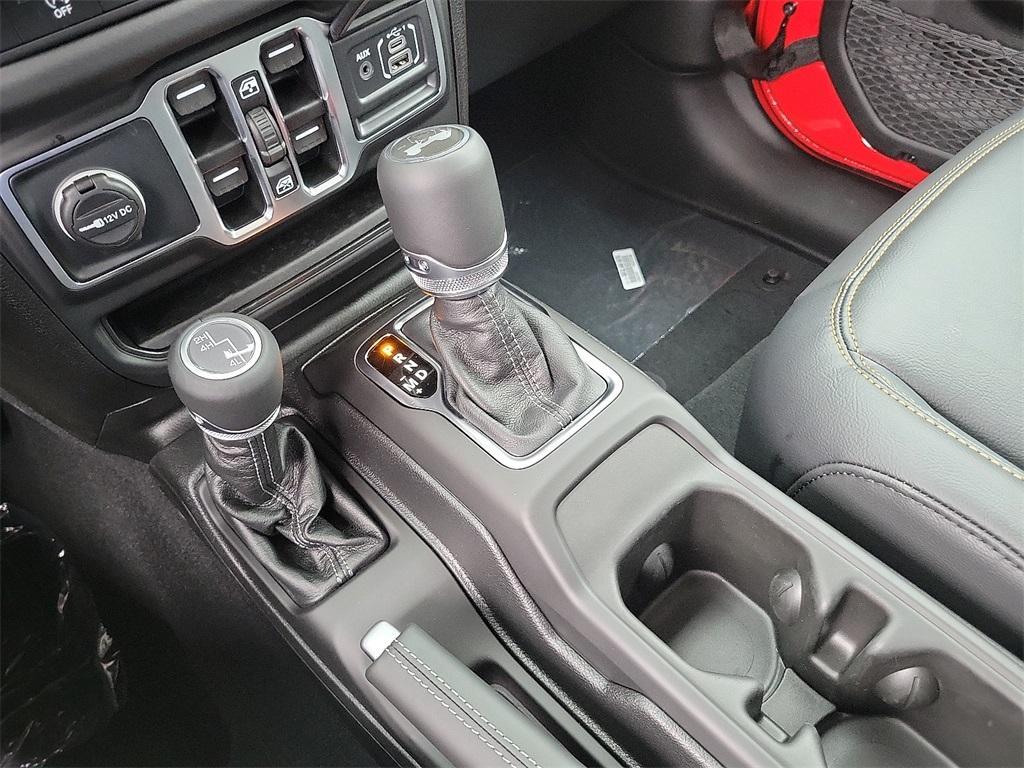 new 2025 Jeep Wrangler car, priced at $52,483