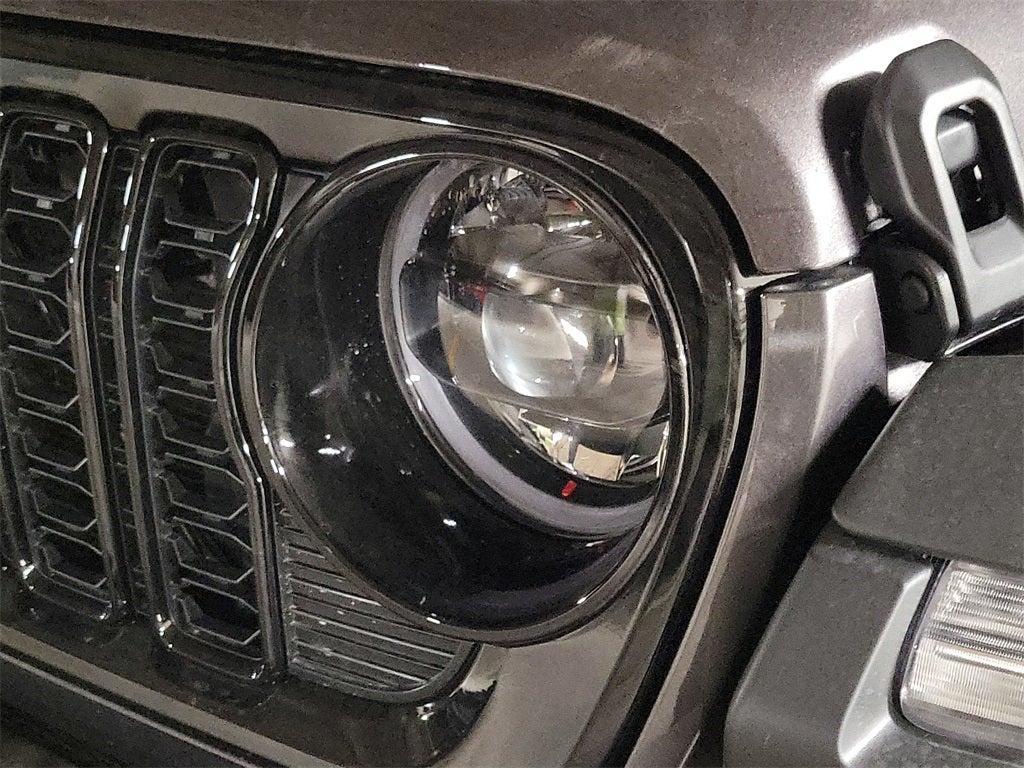 new 2025 Jeep Wrangler car, priced at $51,761