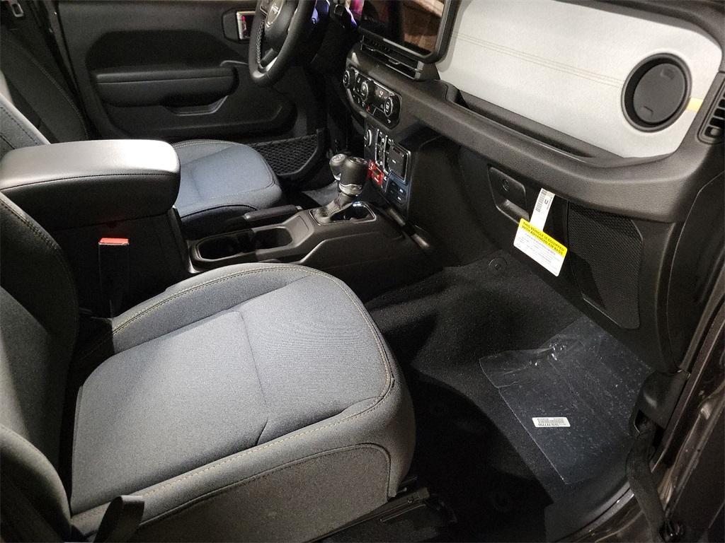 new 2025 Jeep Wrangler car, priced at $52,336
