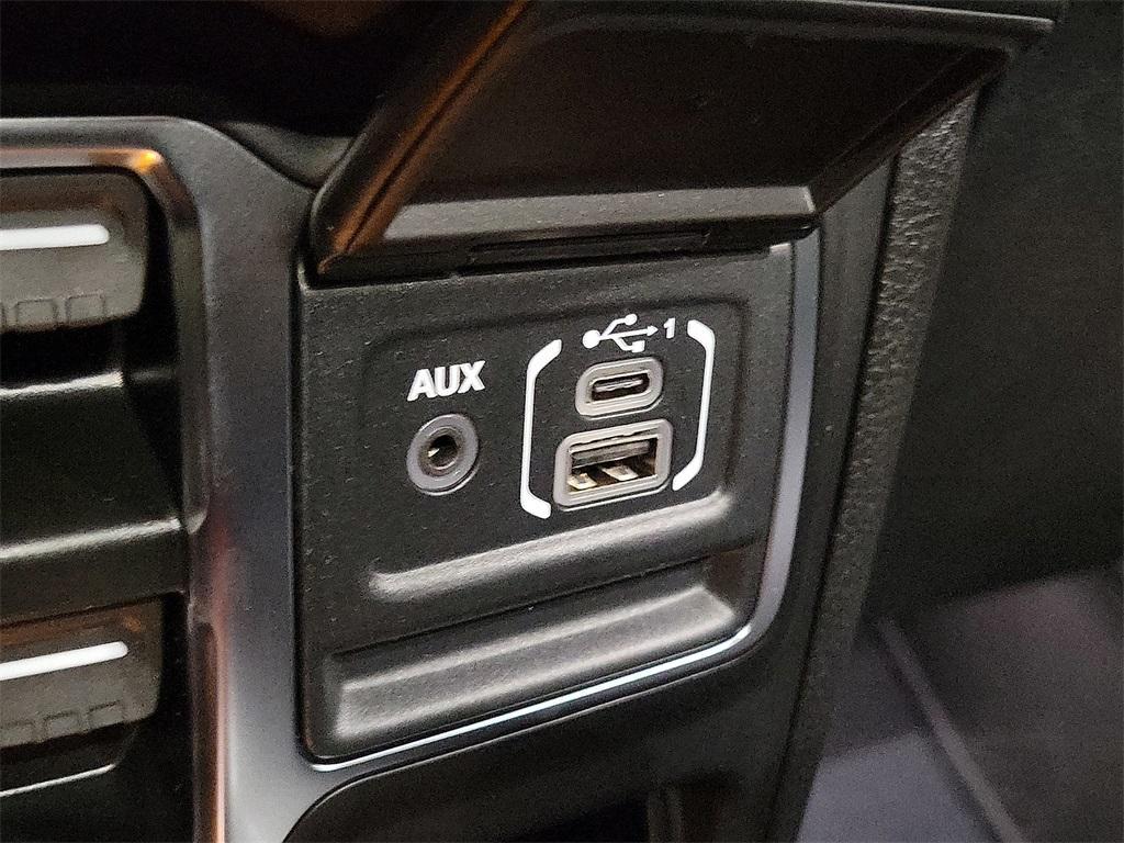 new 2025 Jeep Wrangler car, priced at $51,906