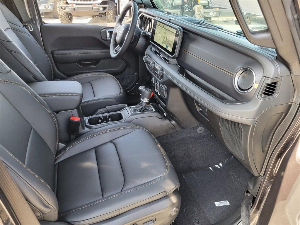 new 2025 Jeep Gladiator car, priced at $44,705