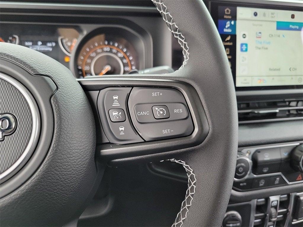 new 2025 Jeep Wrangler car, priced at $51,184