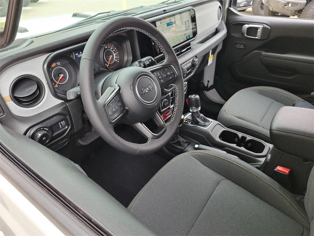 new 2025 Jeep Wrangler car, priced at $51,752