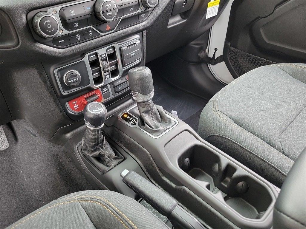 new 2025 Jeep Wrangler car, priced at $51,184