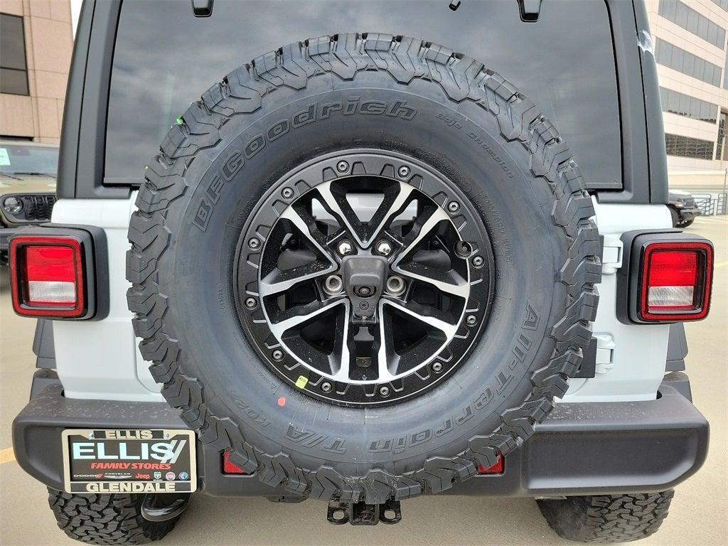 new 2025 Jeep Wrangler car, priced at $51,184