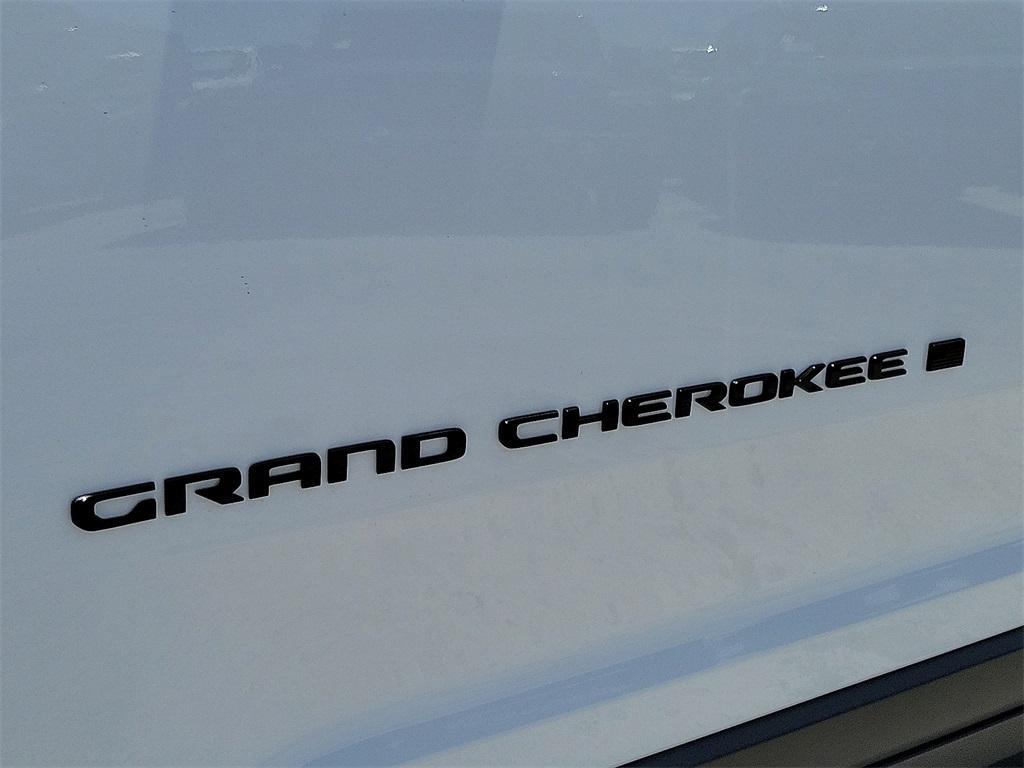 new 2025 Jeep Grand Cherokee L car, priced at $45,622