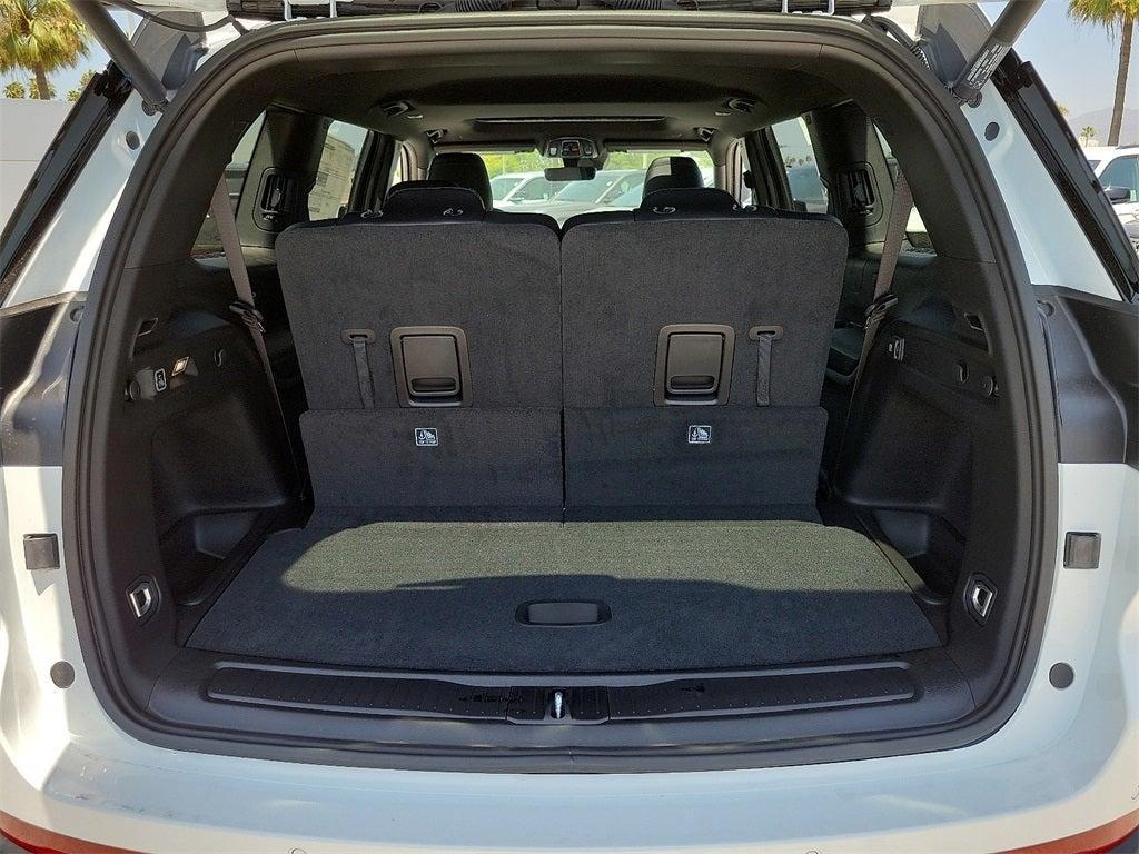 new 2025 Jeep Grand Cherokee L car, priced at $45,622