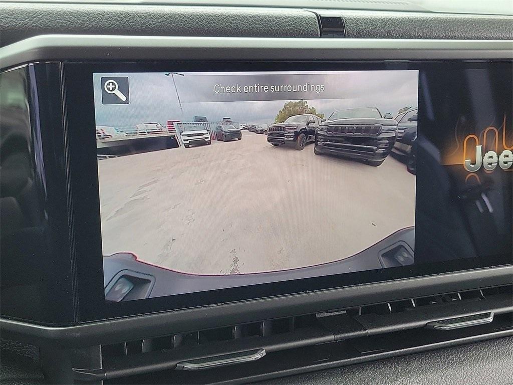 new 2025 Jeep Gladiator car, priced at $45,820