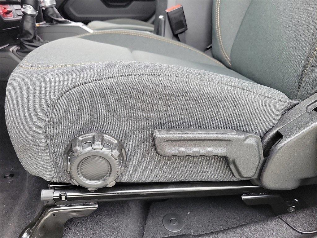 new 2025 Jeep Gladiator car, priced at $45,820