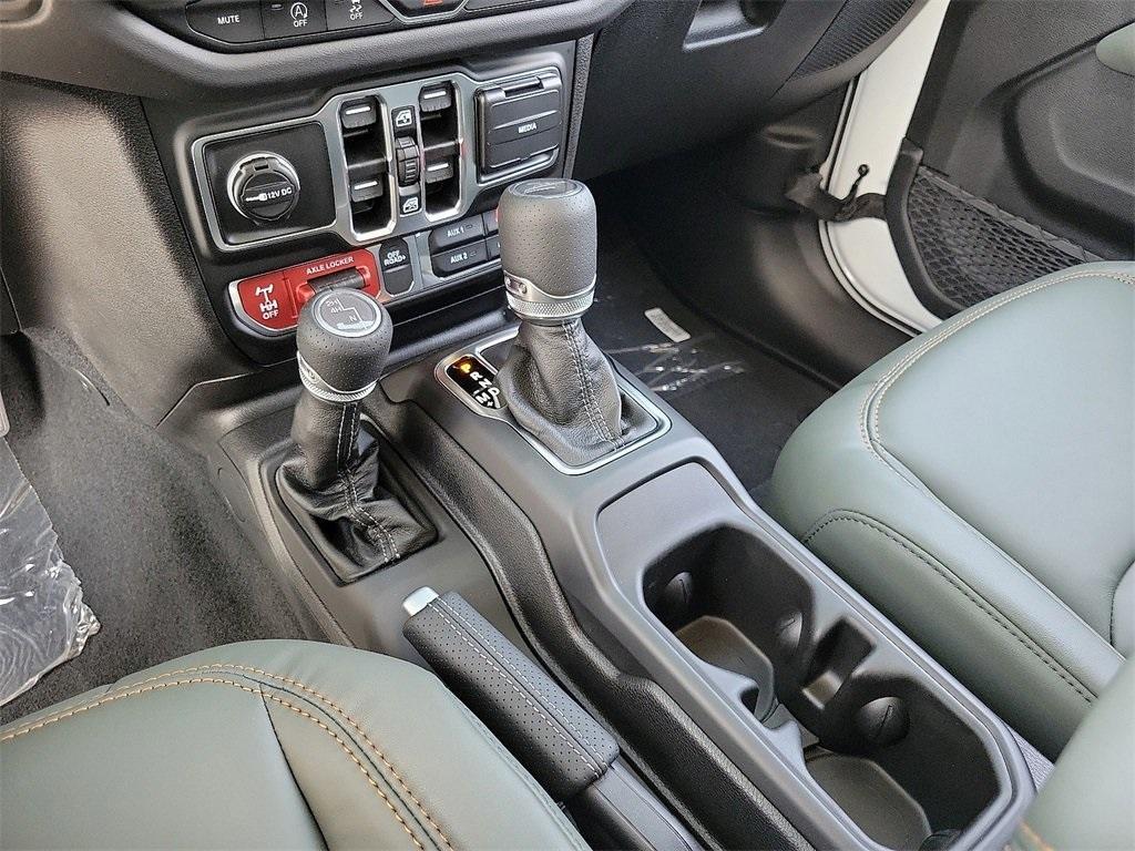 new 2025 Jeep Gladiator car, priced at $49,949