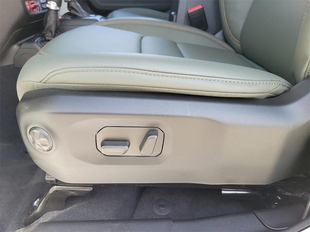 new 2025 Jeep Gladiator car, priced at $49,949