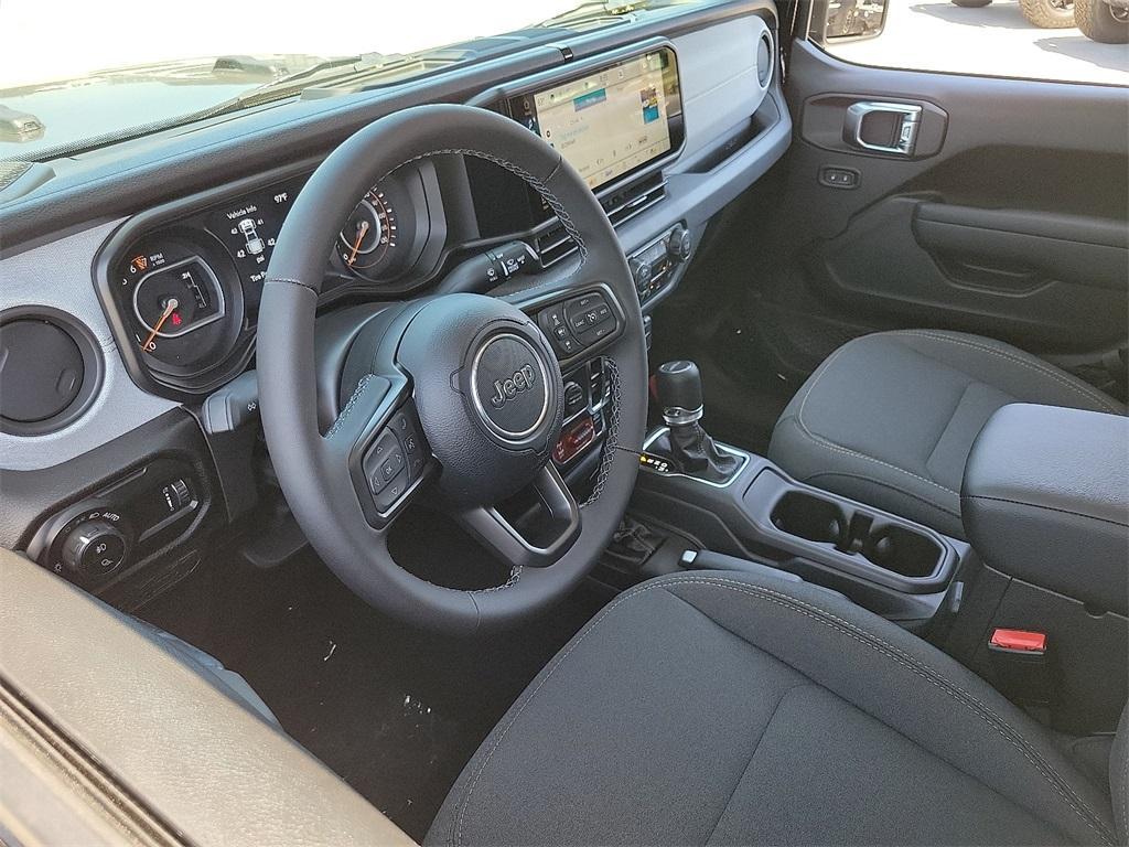 new 2025 Jeep Gladiator car, priced at $46,683