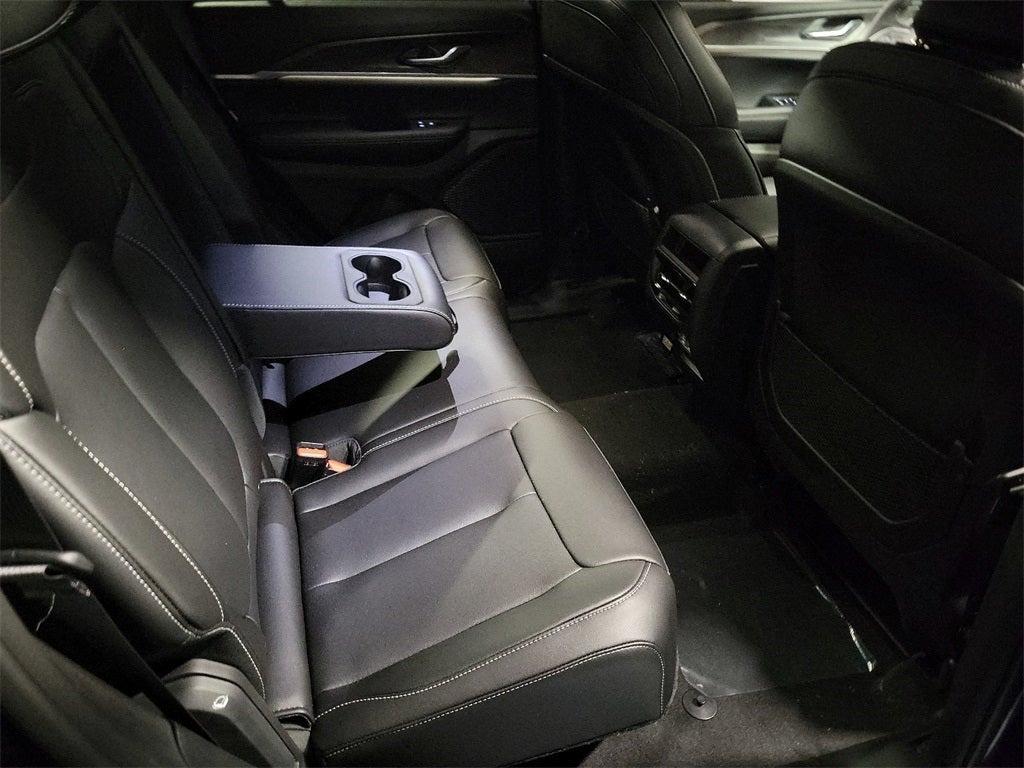 new 2024 Jeep Grand Cherokee car, priced at $42,520