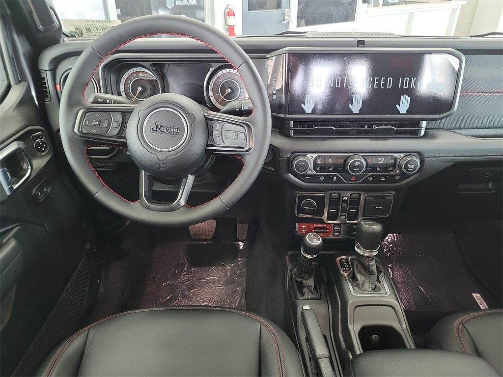 new 2025 Jeep Gladiator car, priced at $79,835