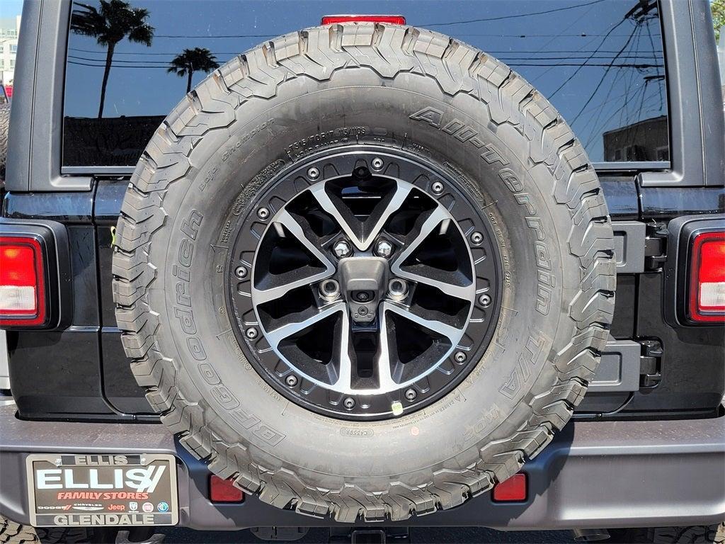 new 2025 Jeep Wrangler car, priced at $48,621