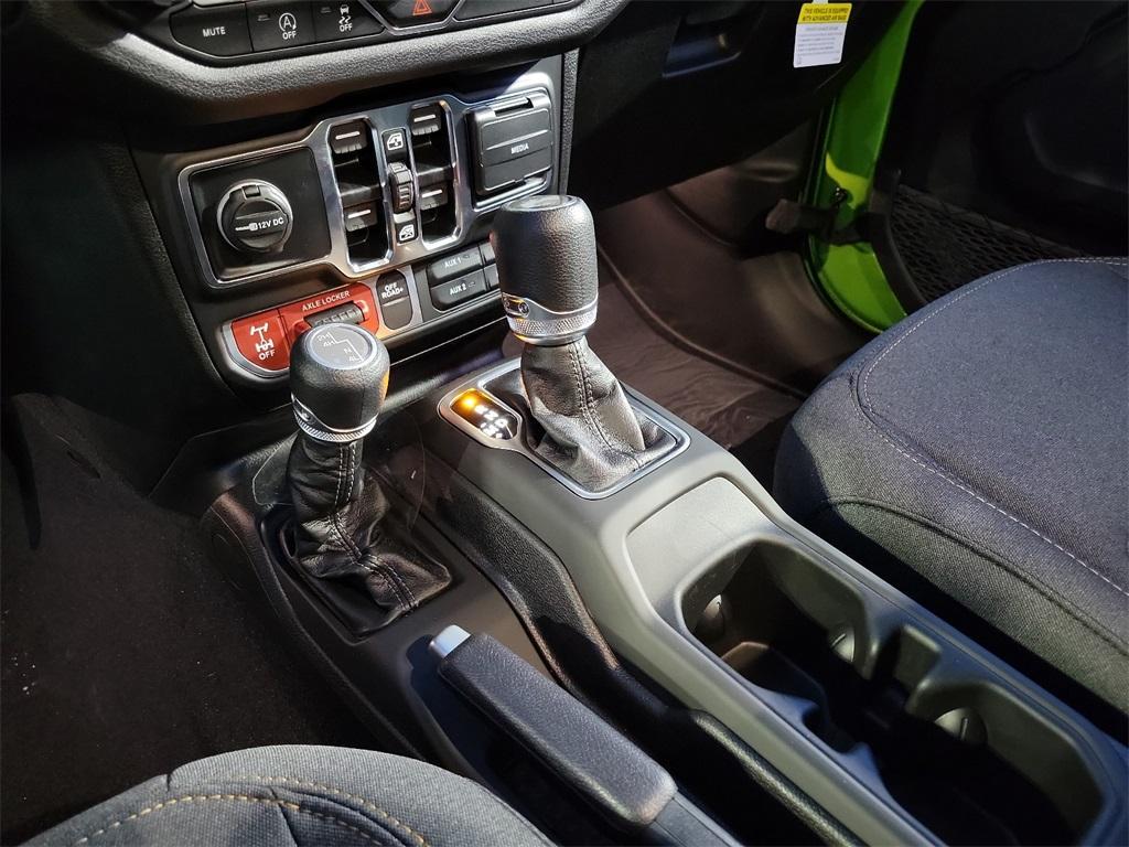 new 2025 Jeep Wrangler car, priced at $52,336