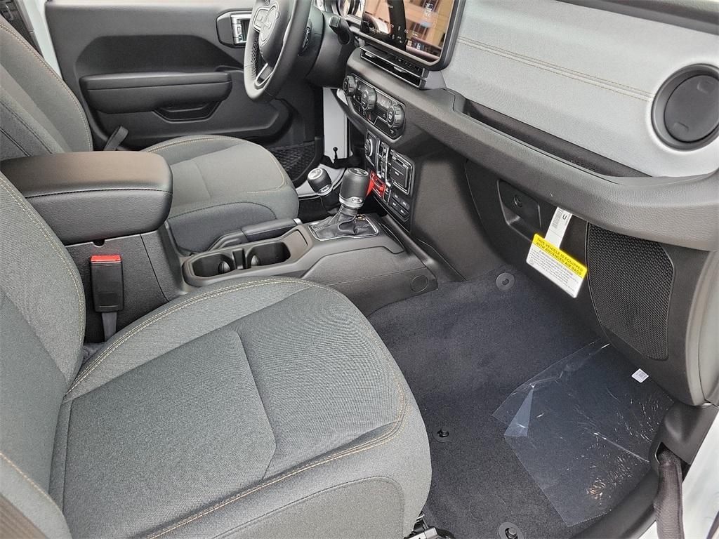 new 2025 Jeep Wrangler car, priced at $59,080