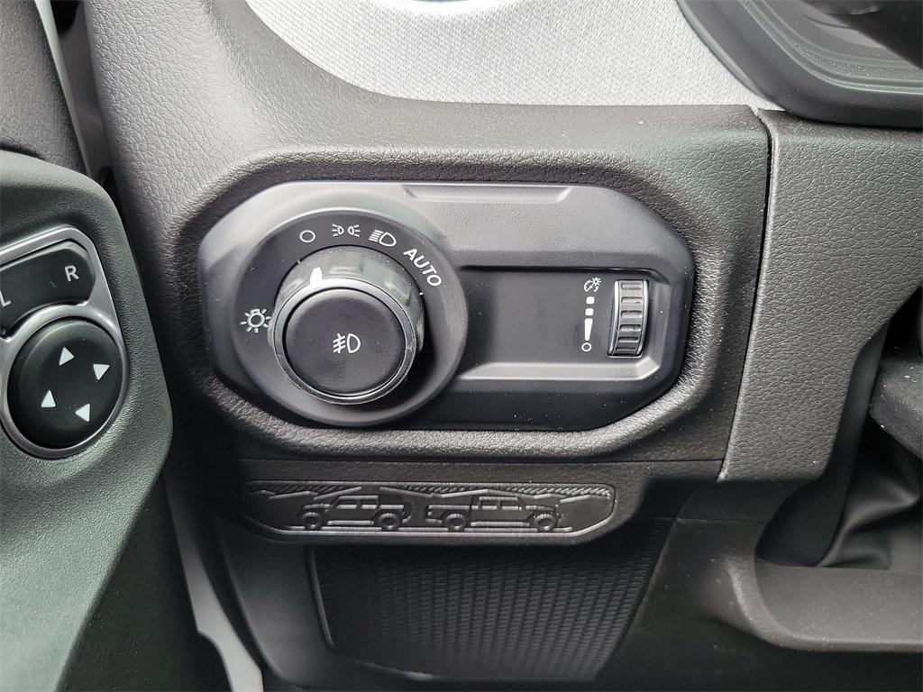 new 2025 Jeep Wrangler car, priced at $59,080