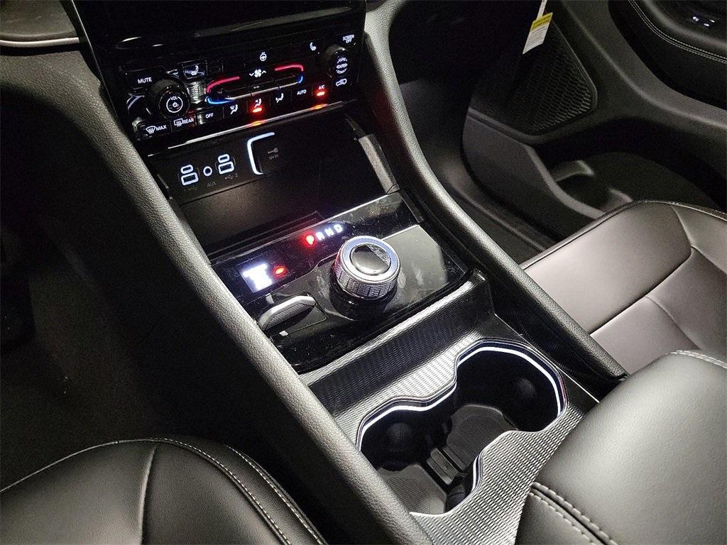 new 2025 Jeep Grand Cherokee L car, priced at $45,983