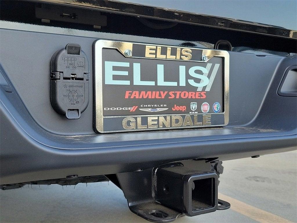 new 2025 Jeep Gladiator car, priced at $40,659