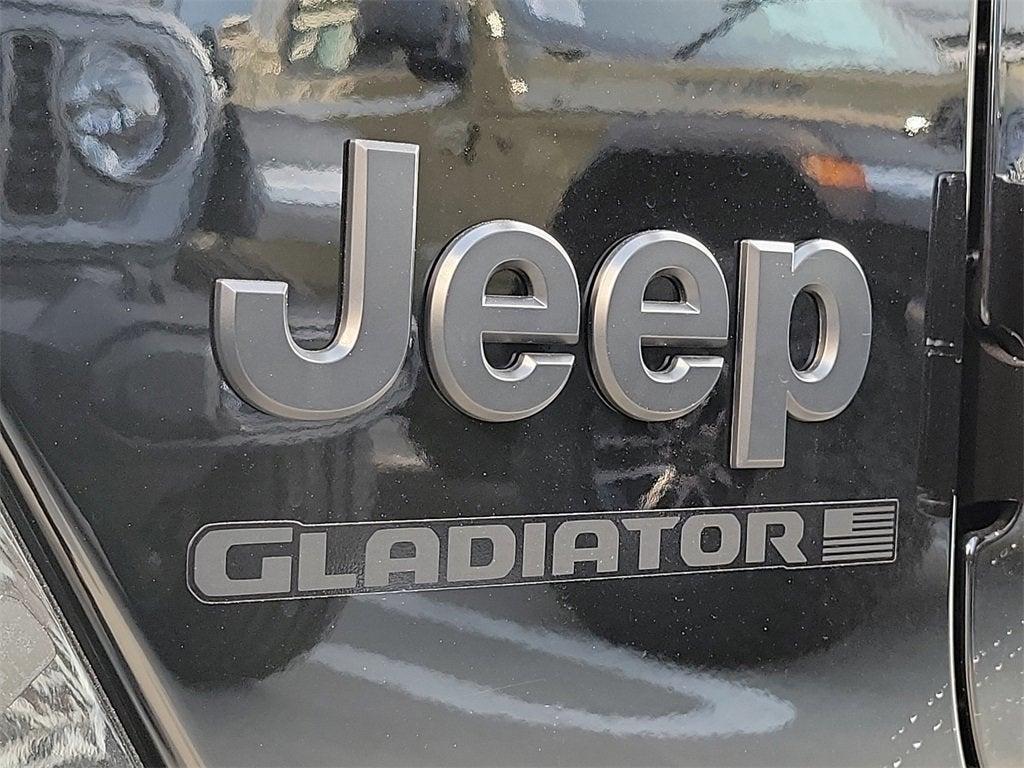 new 2025 Jeep Gladiator car, priced at $40,659