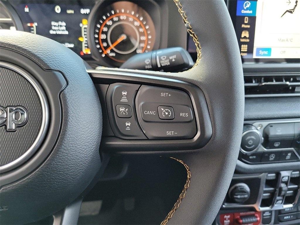 new 2025 Jeep Gladiator car, priced at $40,659