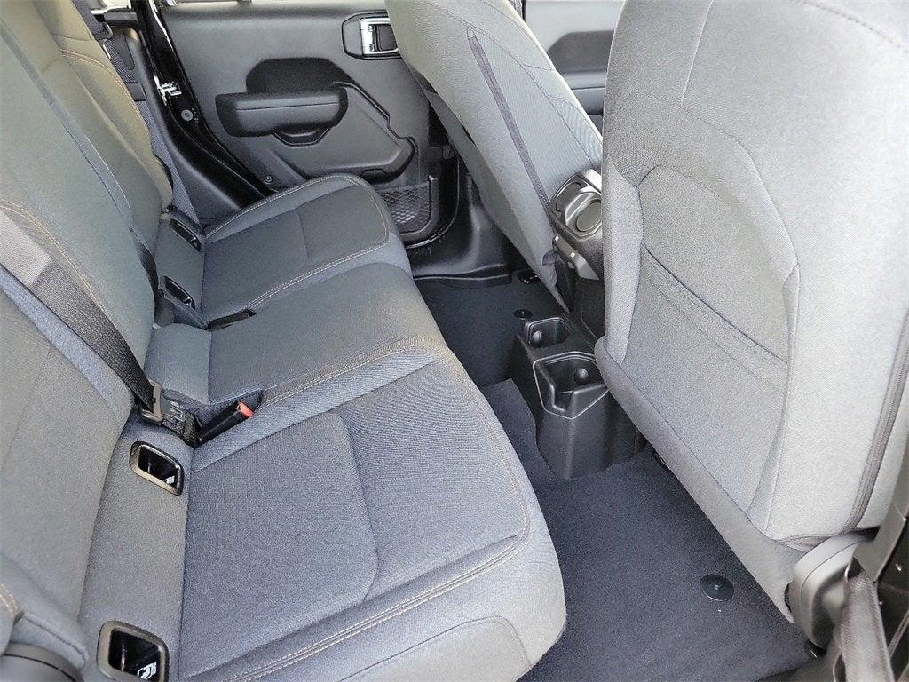 new 2025 Jeep Gladiator car, priced at $40,659