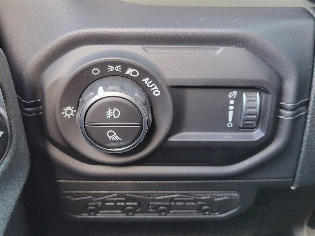 new 2025 Jeep Gladiator car, priced at $49,696