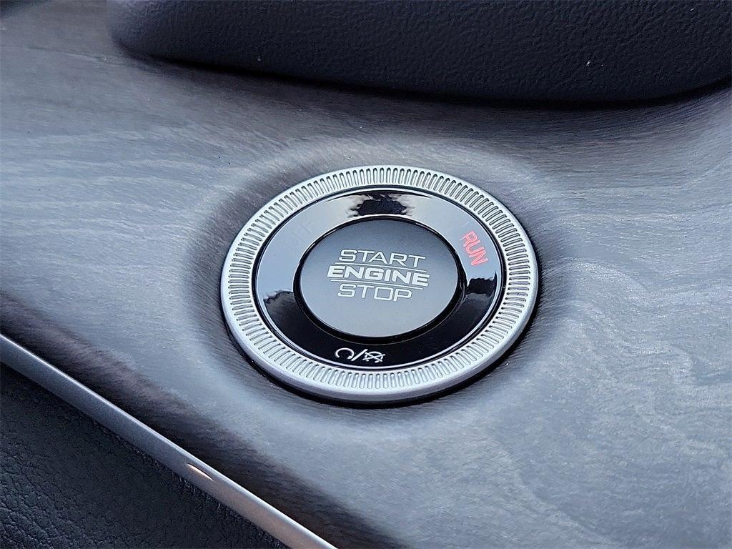 new 2025 Jeep Grand Cherokee car, priced at $46,485
