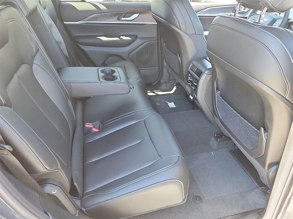 new 2025 Jeep Grand Cherokee car, priced at $46,485