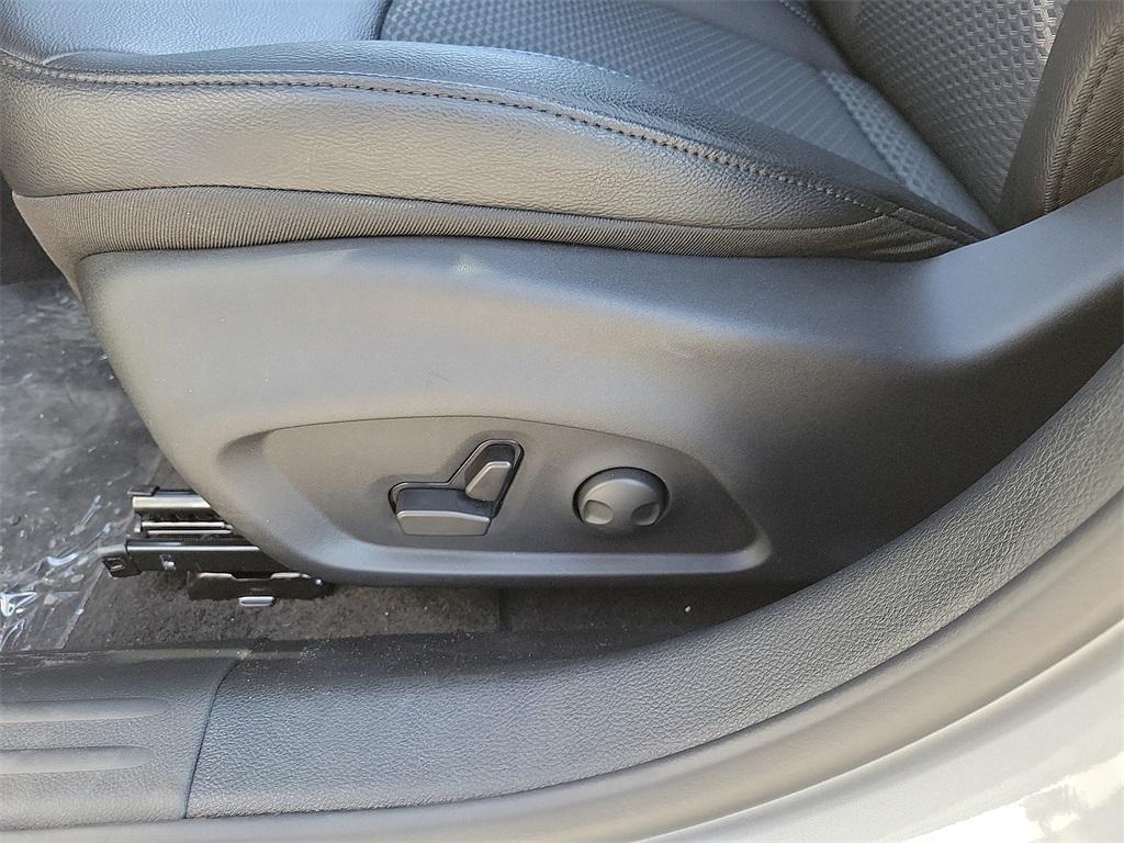 new 2026 Jeep Compass car, priced at $36,900