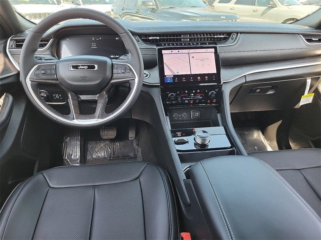 new 2025 Jeep Grand Cherokee car, priced at $50,180