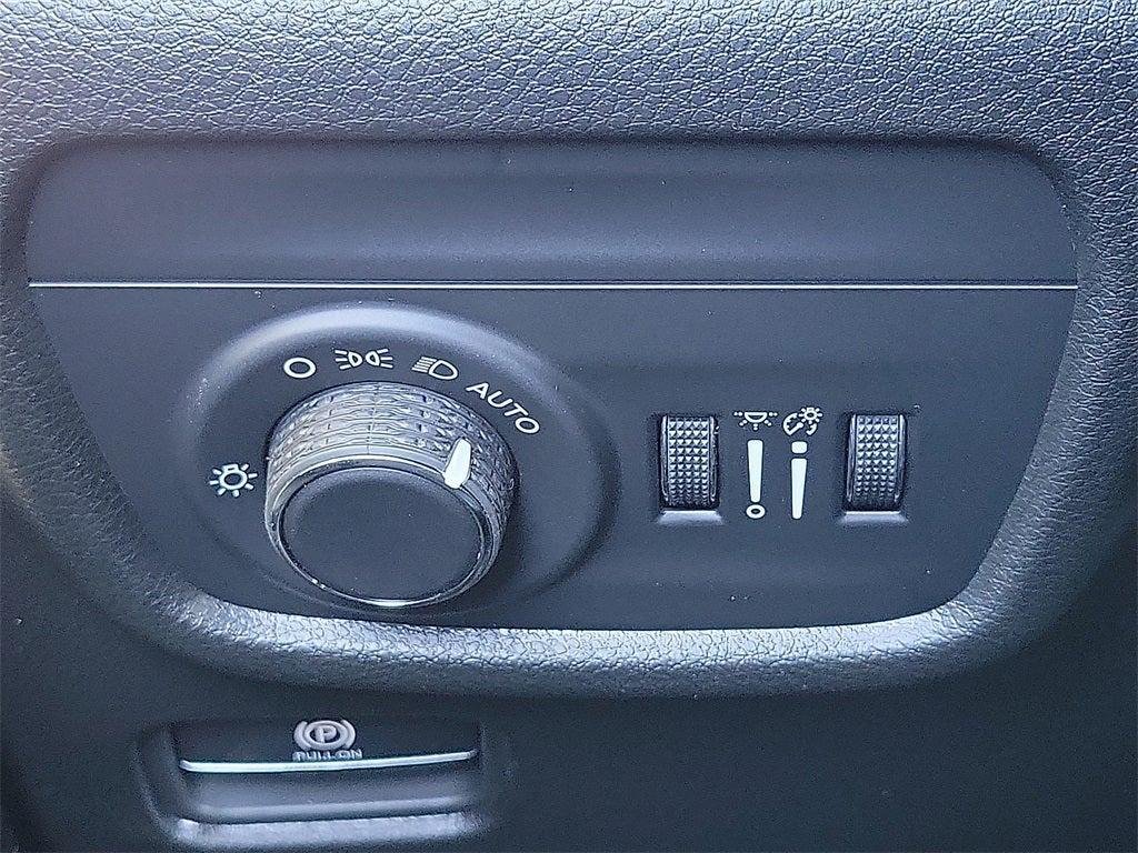 new 2025 Jeep Grand Cherokee L car, priced at $41,856