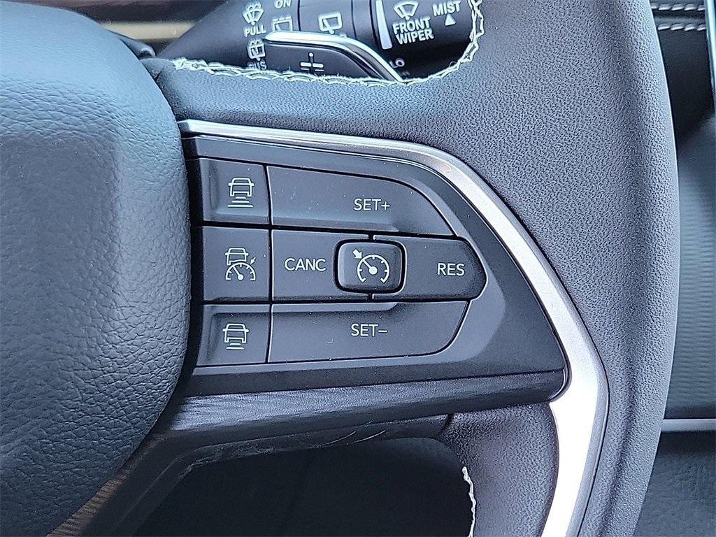 new 2025 Jeep Grand Cherokee L car, priced at $40,338