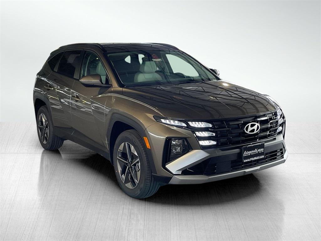 new 2026 Hyundai TUCSON Hybrid car, priced at $33,772