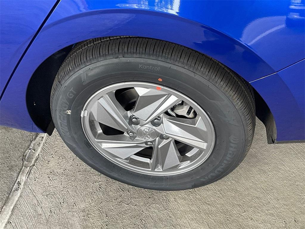 new 2025 Hyundai Elantra car, priced at $22,934